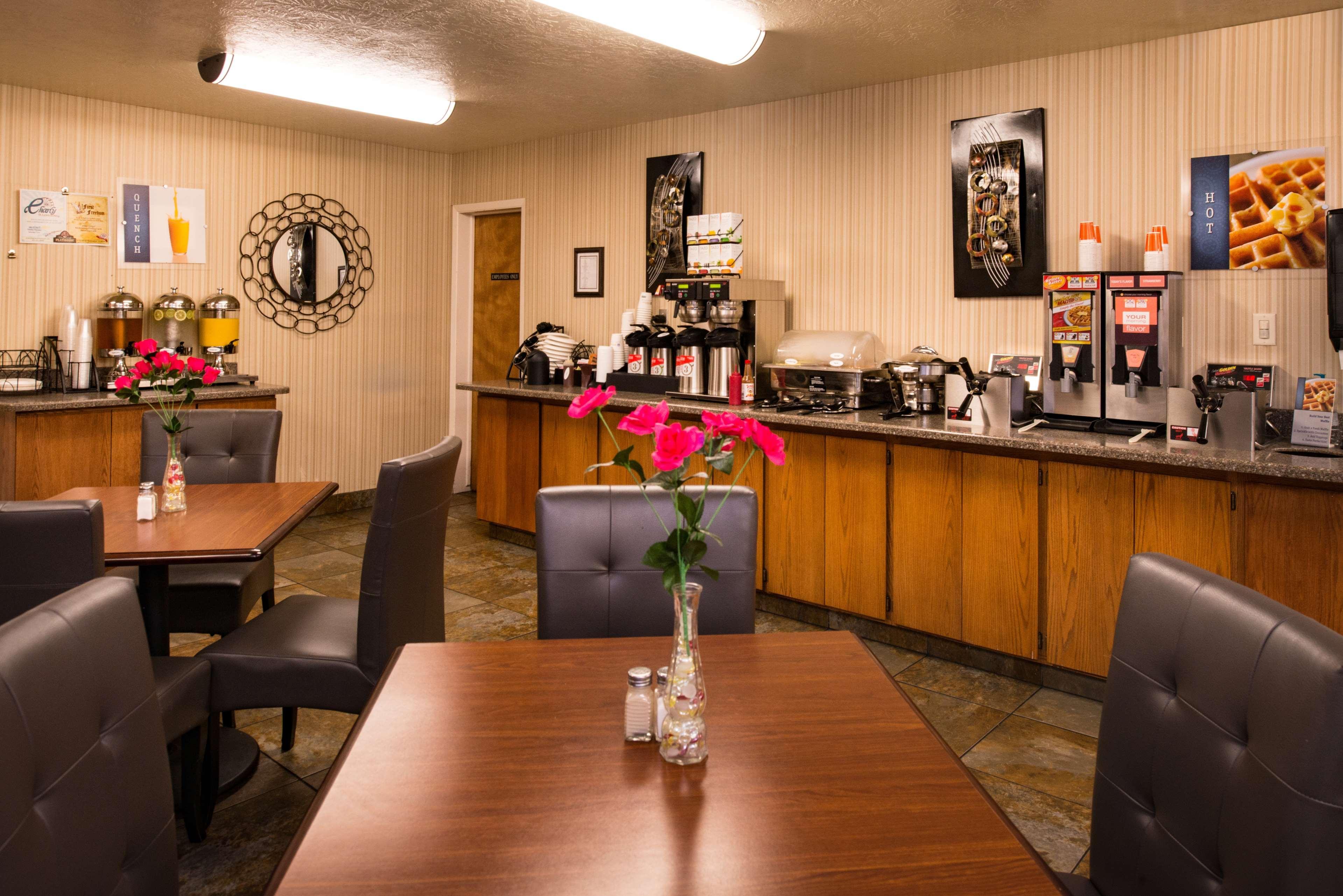 Best Western Coral Hills St. George Bagian luar foto