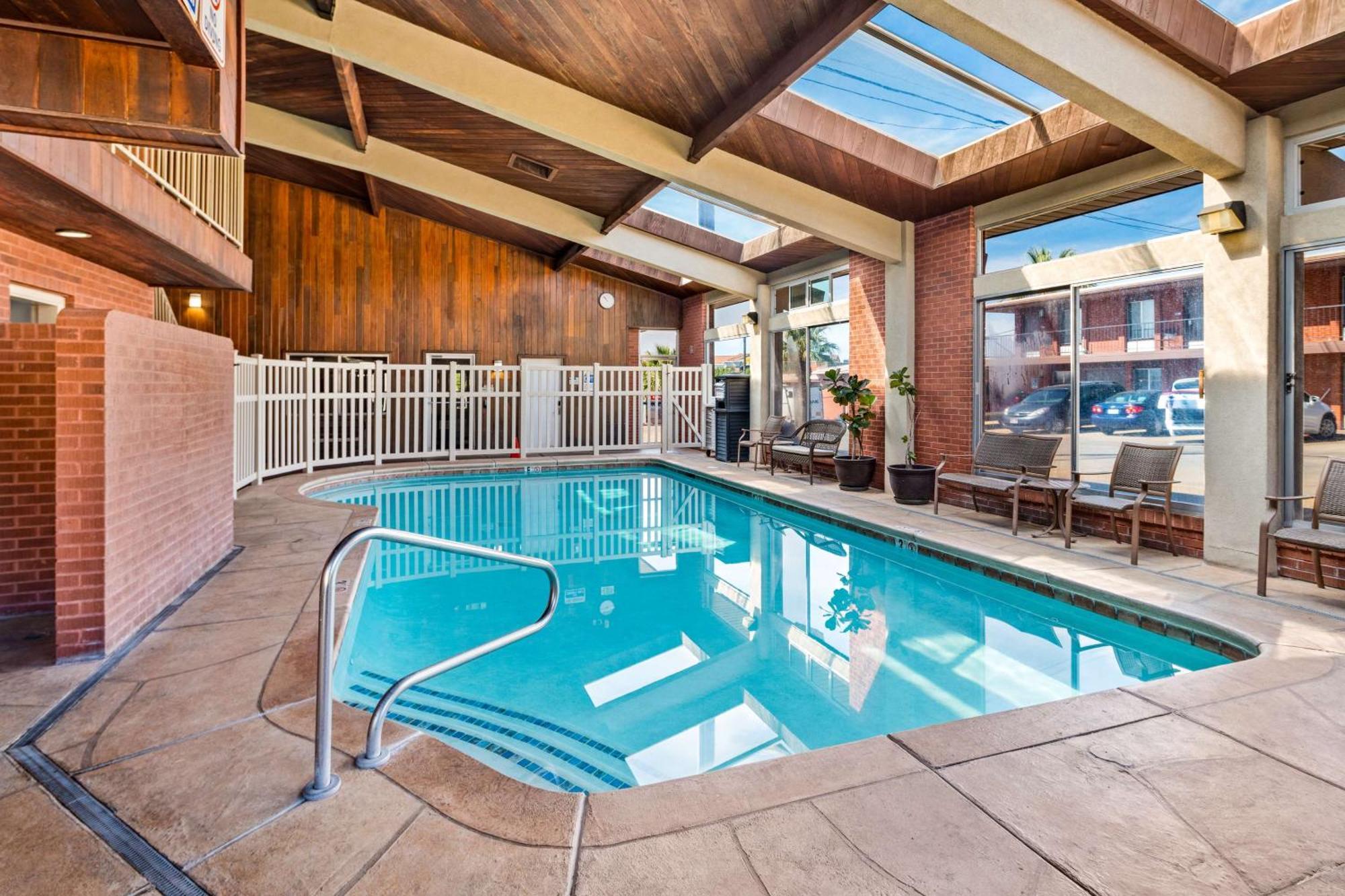 Best Western Coral Hills St. George Bagian luar foto
